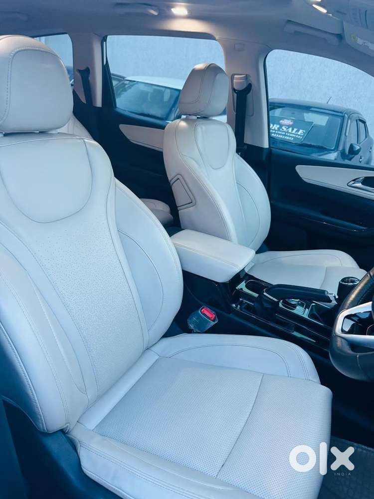 Mahindra Xuv700 Ax7 Awd, 2022, Diesel