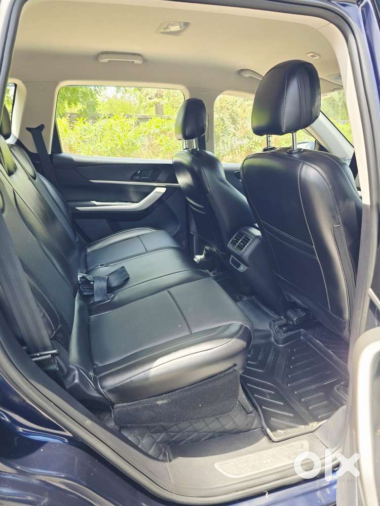 Mahindra Xuv700 2.2 Ax 3 Diesel Mt 5 Str, 2023, Diesel