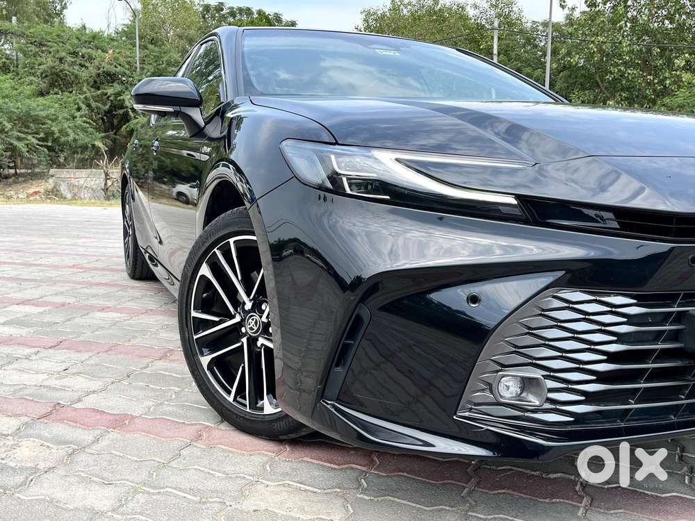 Toyota Camry Hybrid, 2025, Cng & Hybrids