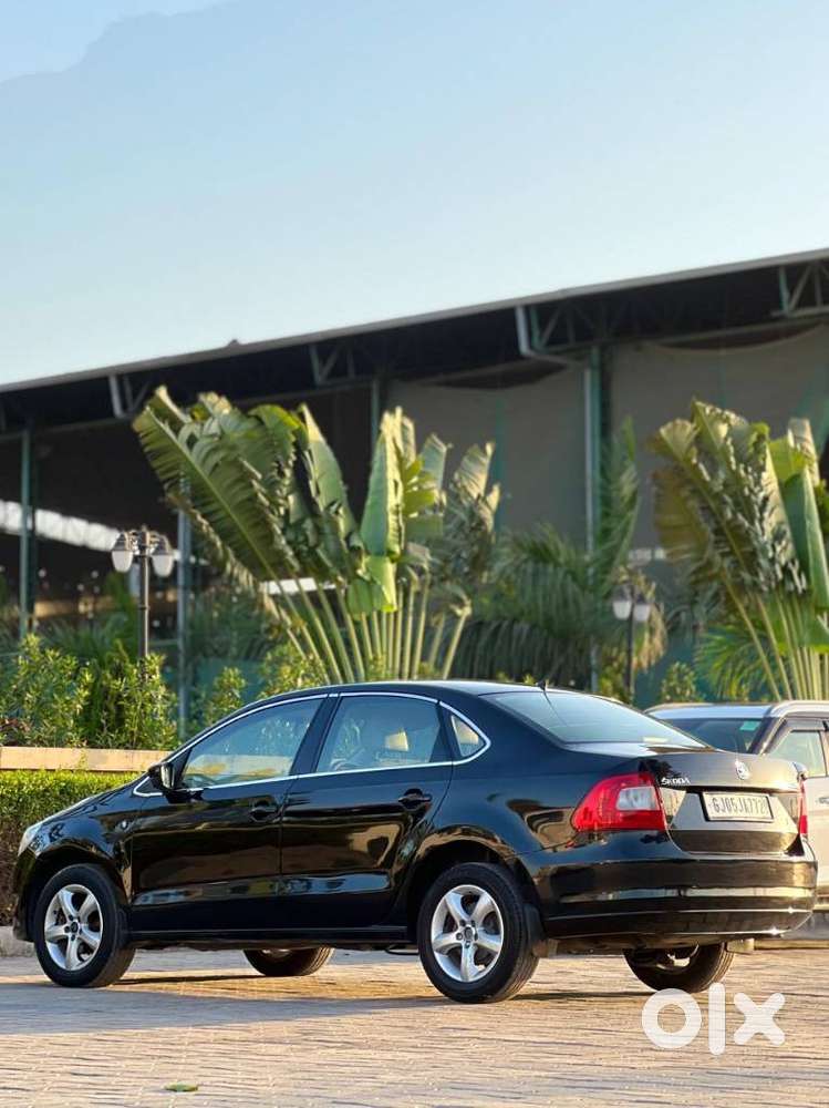 Skoda Rapid 1.5 Tdi Cr Elegance Plus, 2012, Diesel