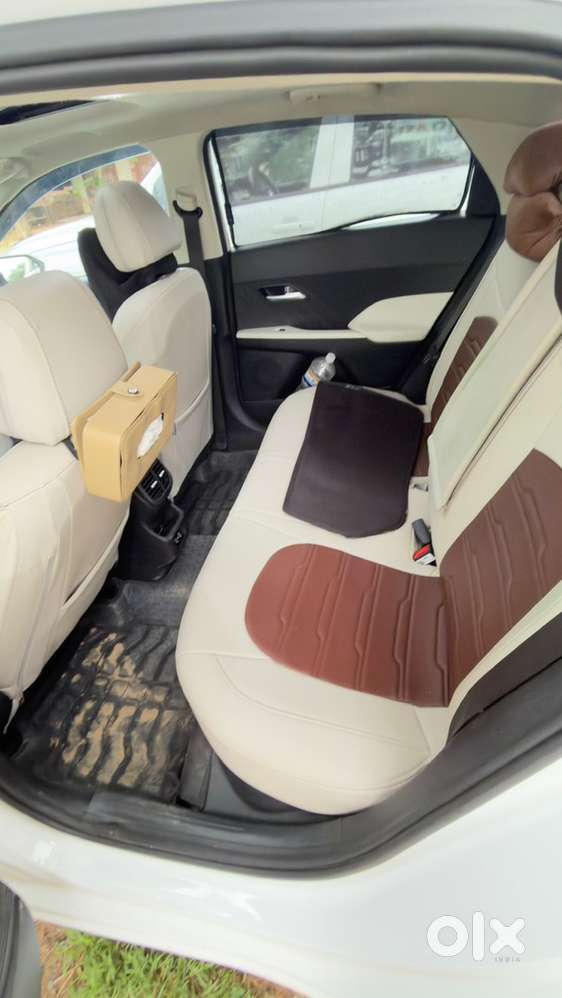 Hyundai Verna Sx 1.5 Mpi Mt Petrol 2025