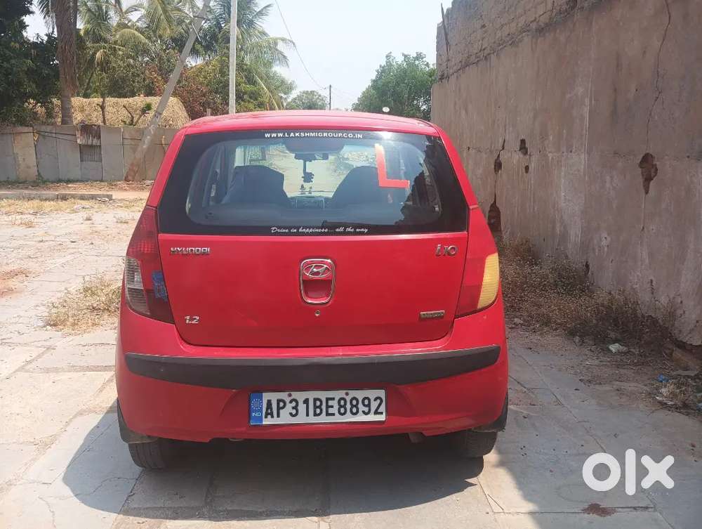 Car Is In Very Good Condition And Very Smooth