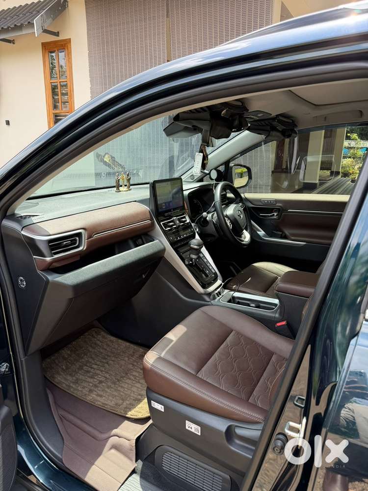 Toyota Innova Hycross Zx 2025 Petrol Hybrid