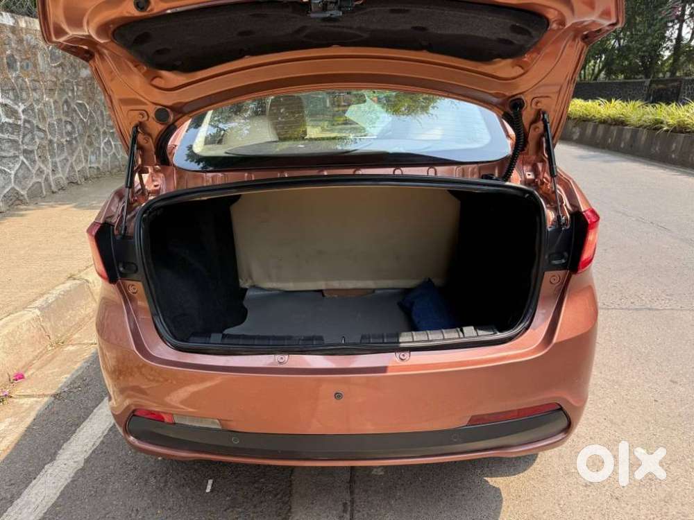 Tata Tigor Xza, 2018, Petrol