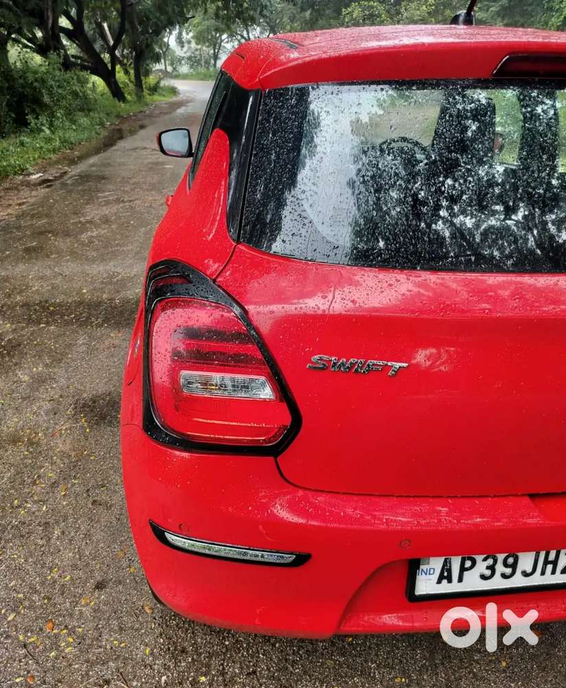 Maruti Suzuki Swift Vxi 2021