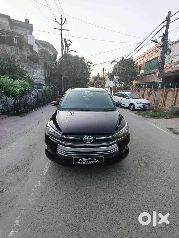 Toyota Innova Crysta 2.8 Gx At, 2017, Diesel