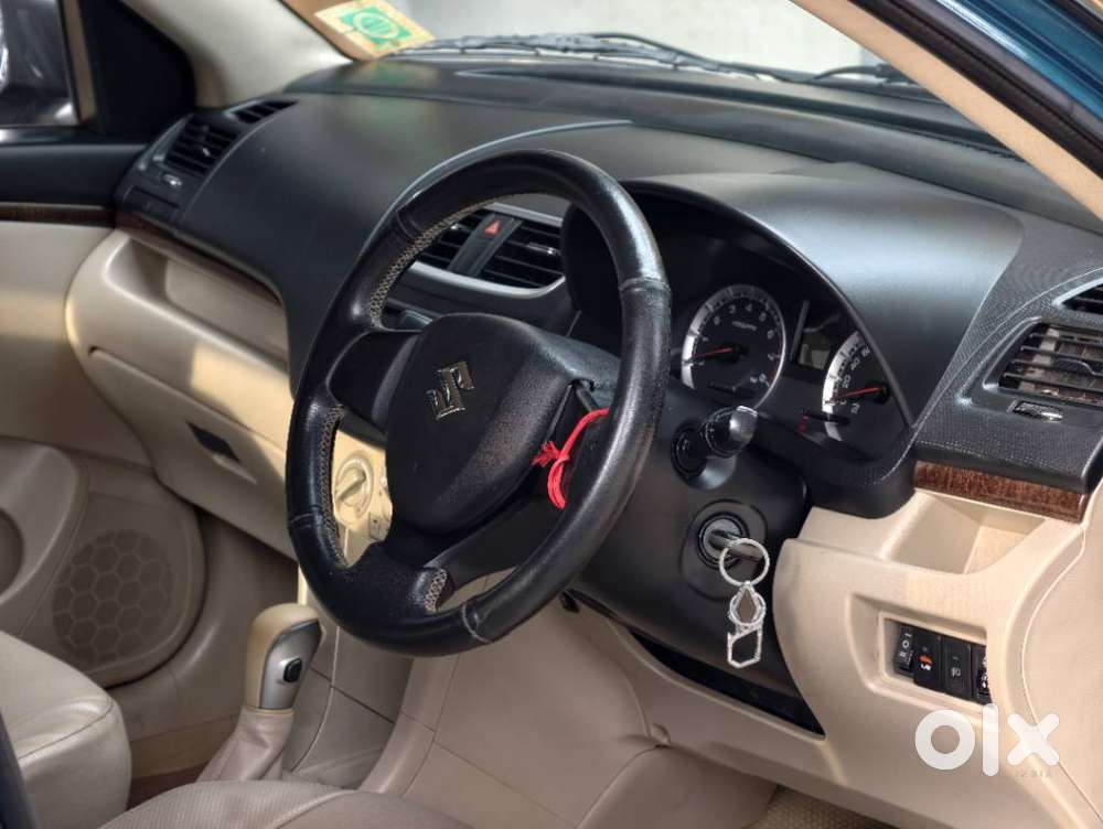 Maruti Suzuki Swift Dzire 1.2 Vxi Bsiv, 2013, Petrol