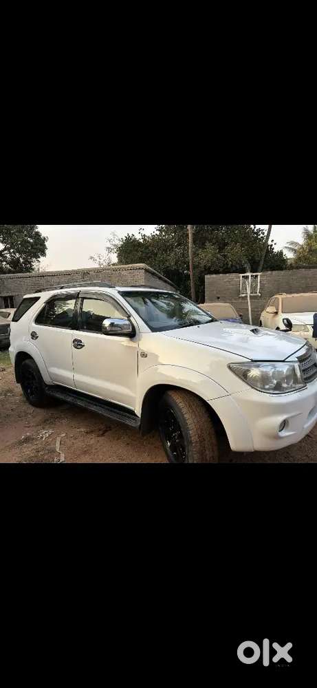 Toyota Fortuner Diesel 2010 With 2nd Owner