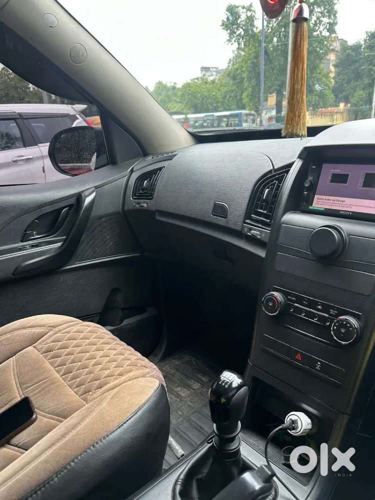 Mahindra Xuv500 2019 Diesel 122000 Km Driven