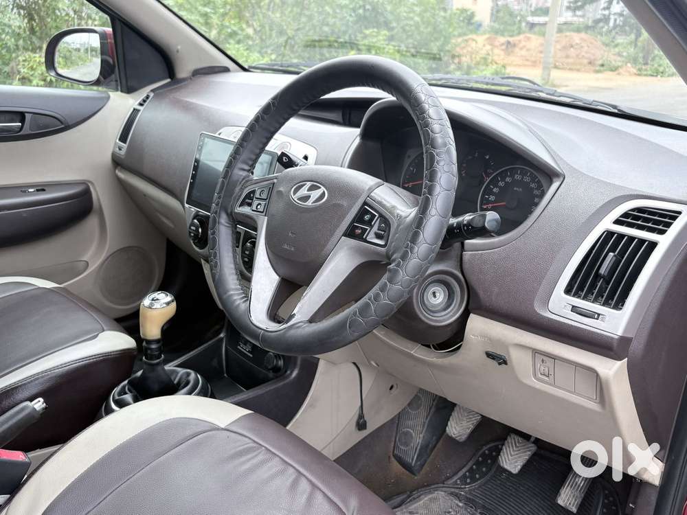 Hyundai I20 1.2 Sportz Option, 2011, Diesel