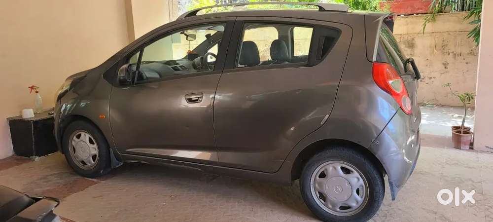 Chevrolet Beat Petrol 2015