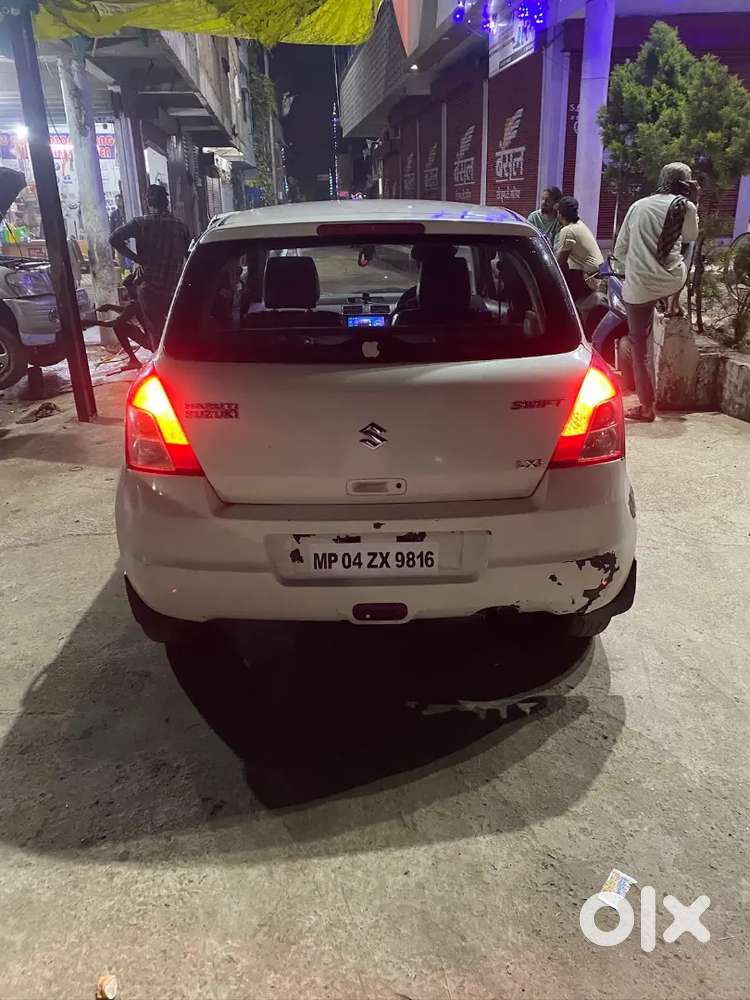 Petrol+lpg ...petrol Pr Average 17 Ka Deti Hai...or Lpg Pr 300 Km