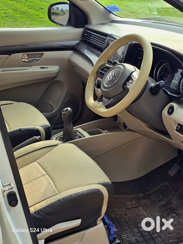 Maruti Suzuki Ertiga Zxi (o) Cng [2022-2023], 2022, Cng & Hybrids