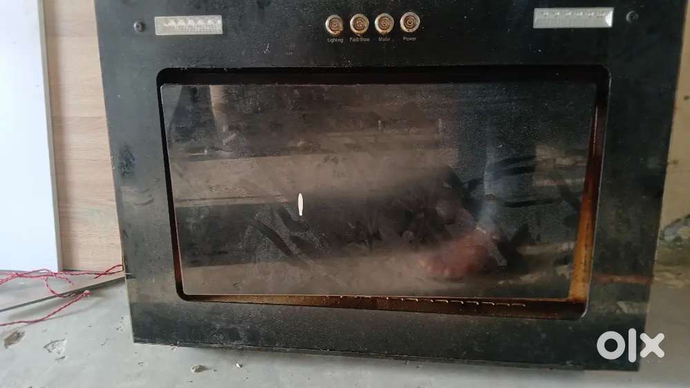 Kitchen chimney good condition