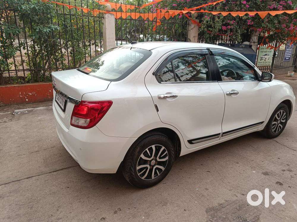 Maruti Suzuki Dzire 1.2 Vxi Amt, 2024, Petrol