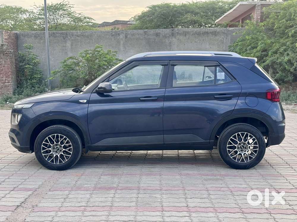 Hyundai Venue S Turbo Dct, 2019, Petrol