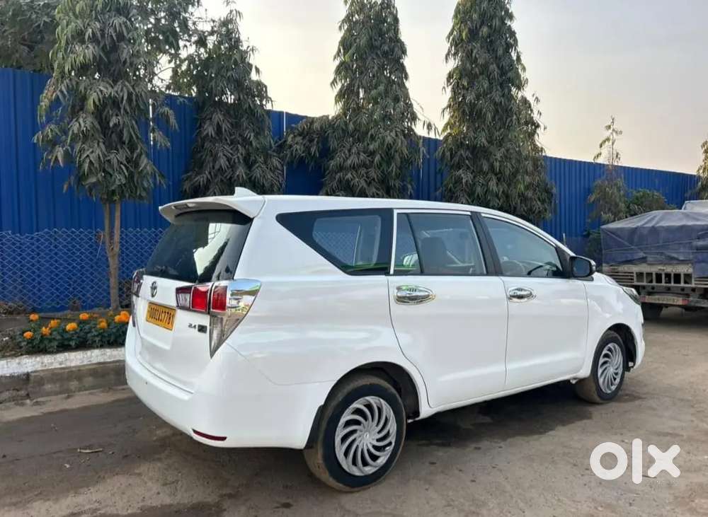 Toyota Innova Crysta 2.4 Z 7 Str 2018