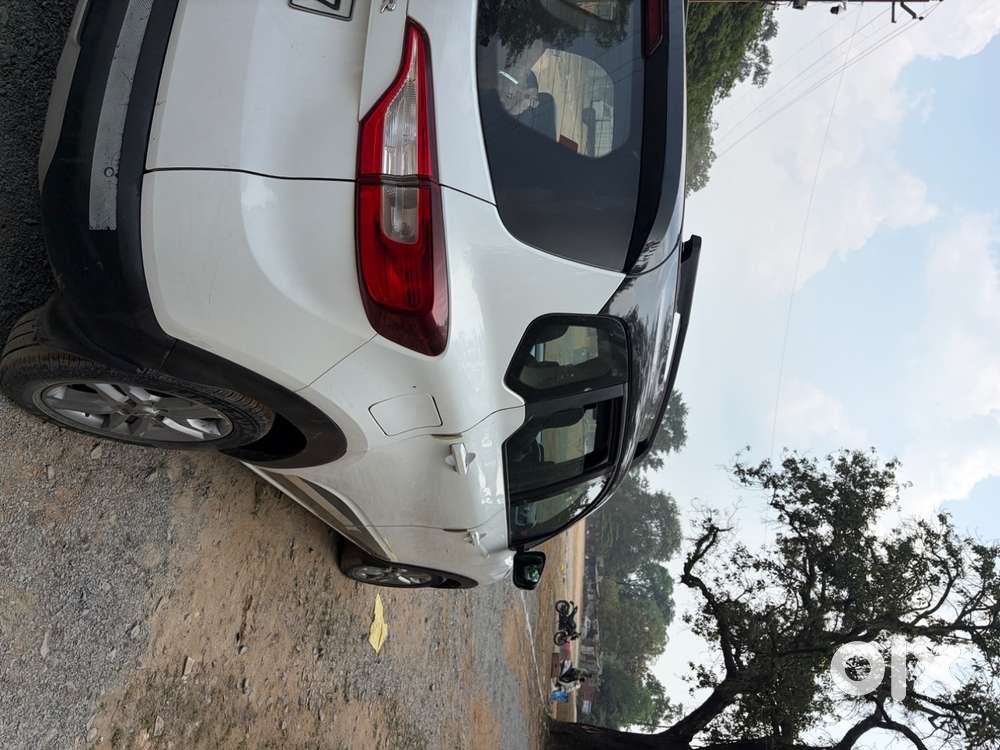 Renault Triber Rxz 2022 Model