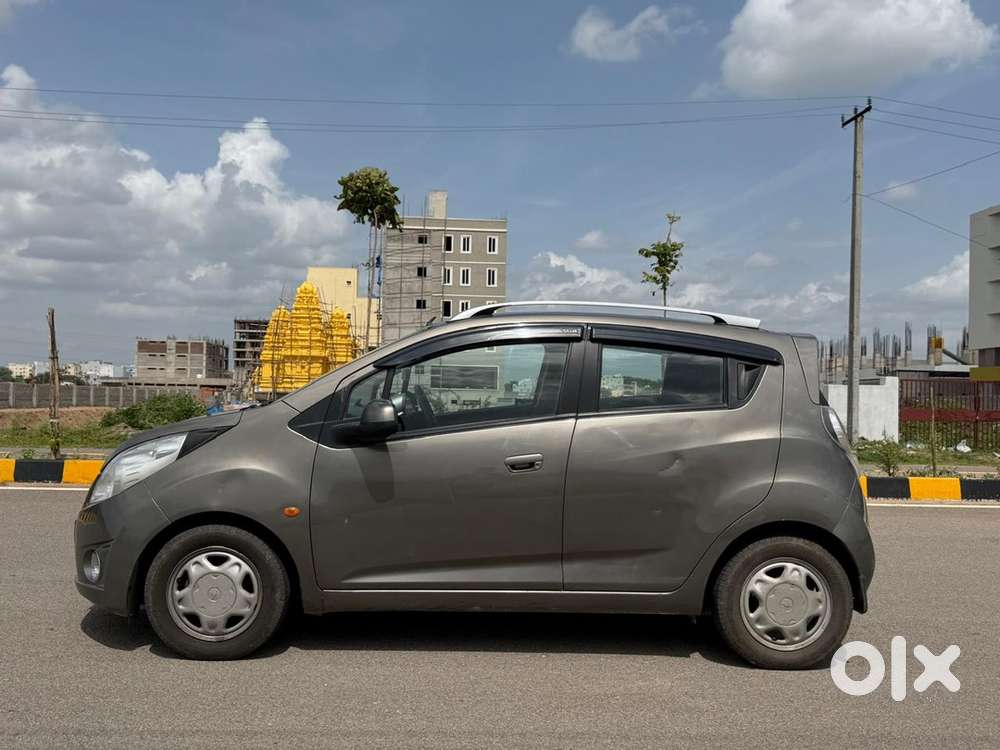 Chevrolet Beat Petrol 2012