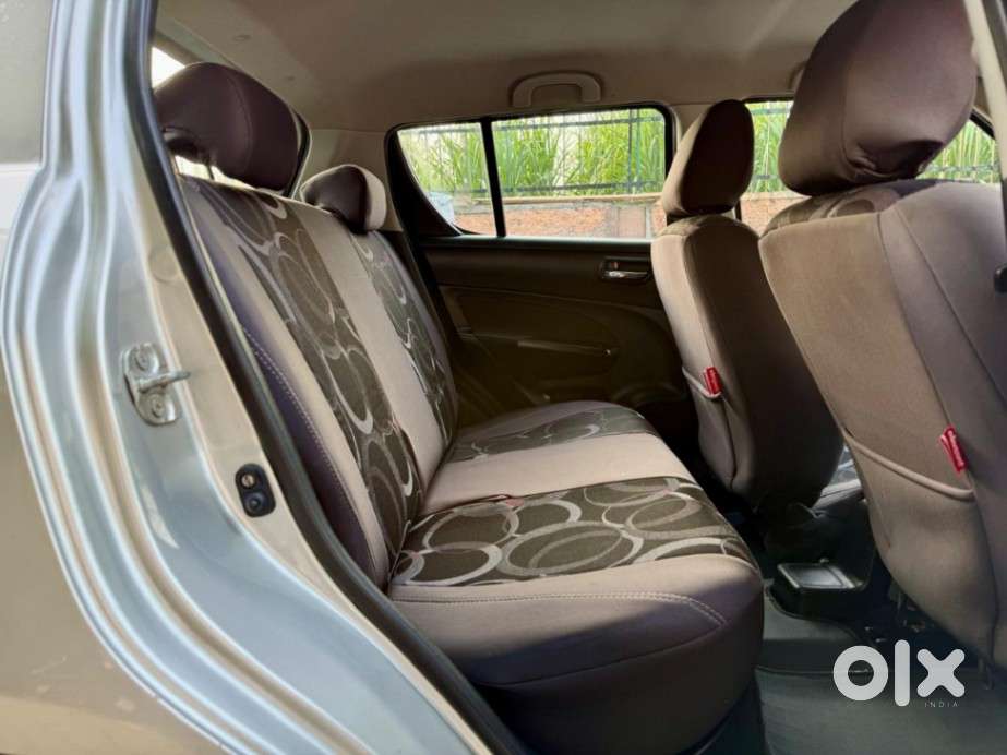 Maruti Suzuki Swift Vvt Zxi, 2013, Petrol