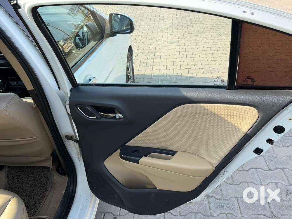 Honda City 2019 Petrol 90000 Km Driven Single Hand Driven New Tyres