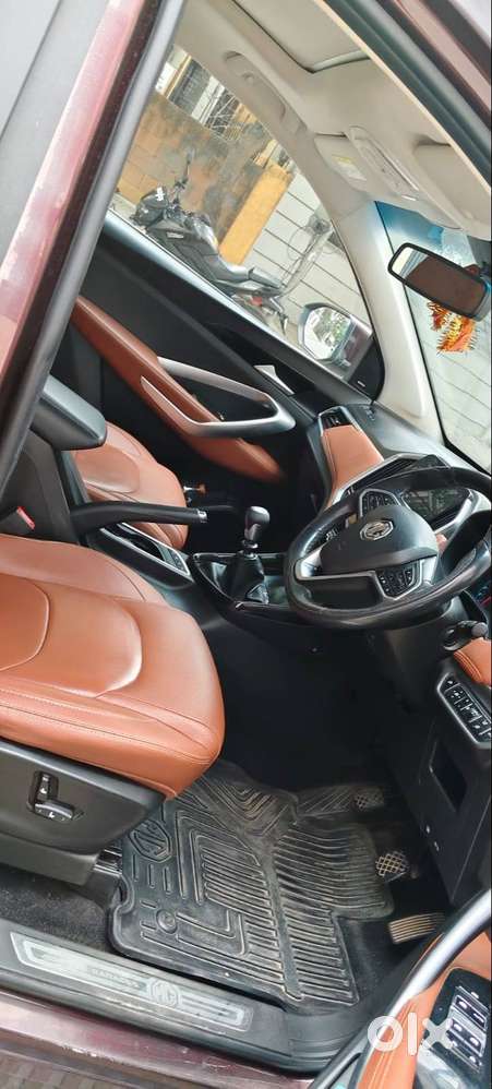 For Sale – Mg Hector Plus Sharp Hybrid Automatic (2022), Price:11.95l