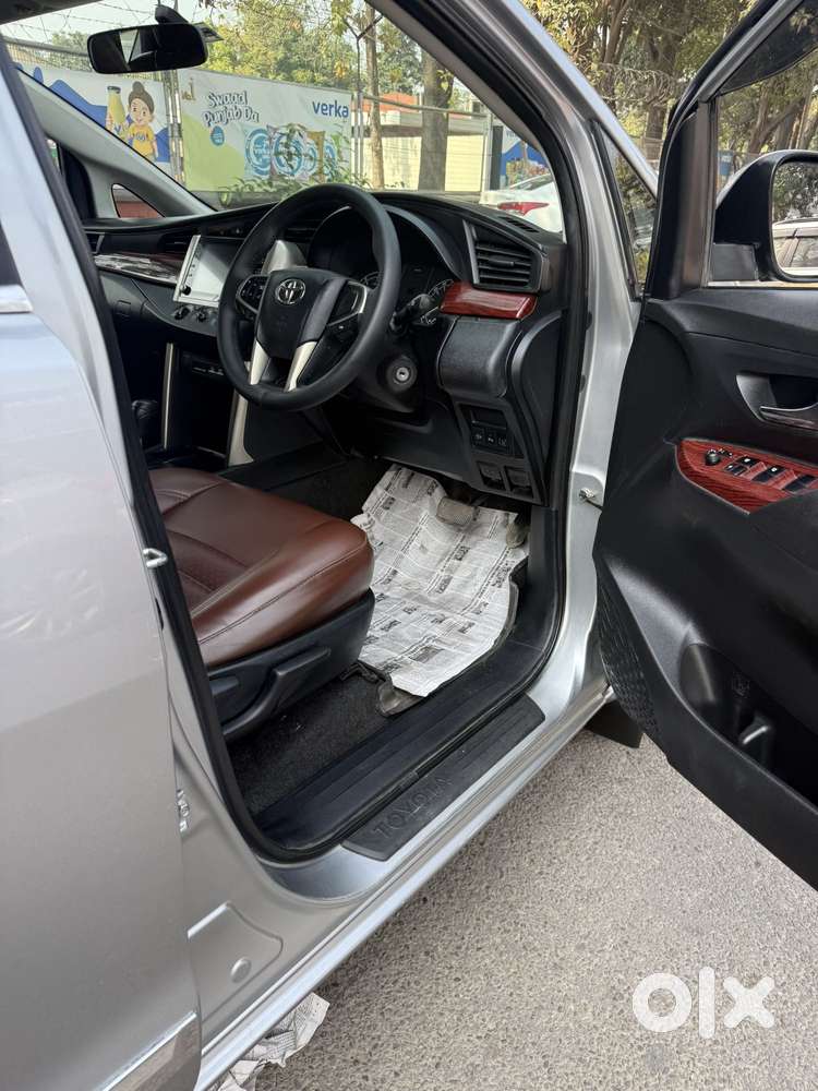 Toyota Innova Crysta 2.8 Gx At 8s, 2021, Diesel