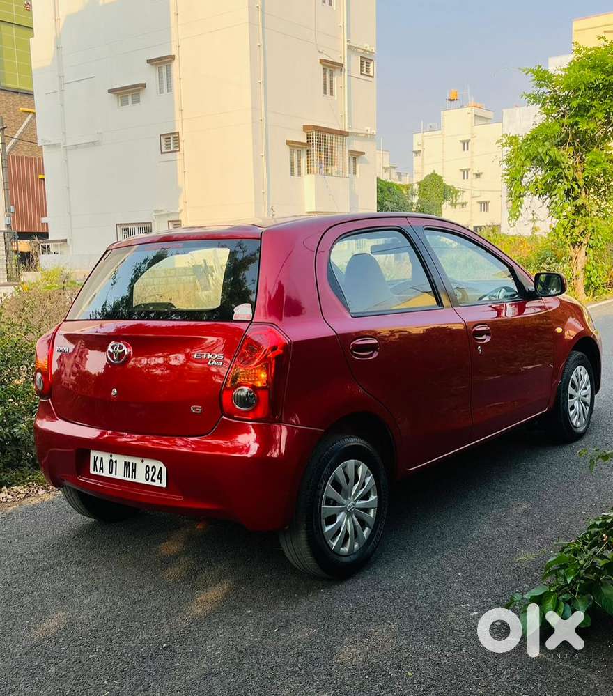 Toyota Etios Liva 2011-2012 J, 2011, Petrol