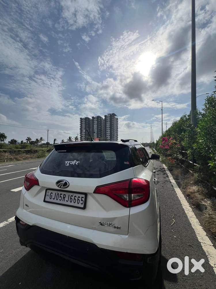 Xuv/300 W6