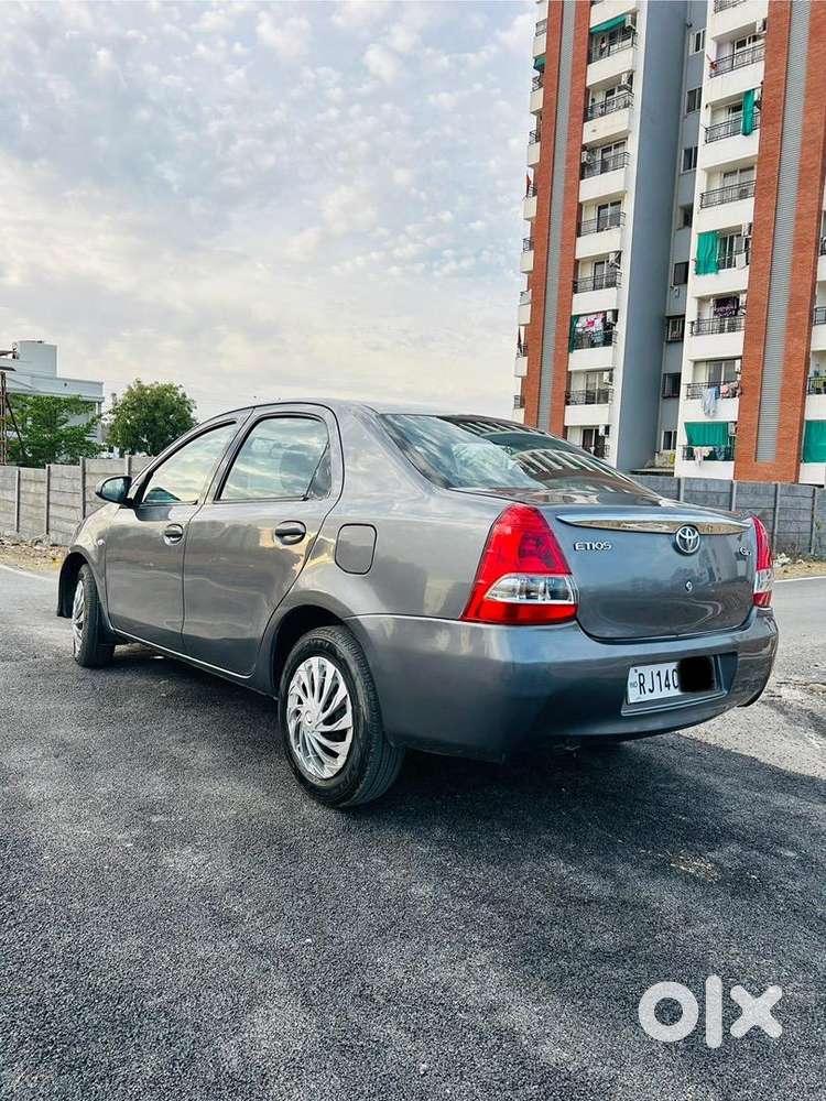 Toyota Etios 2013 Diesel Well Maintained