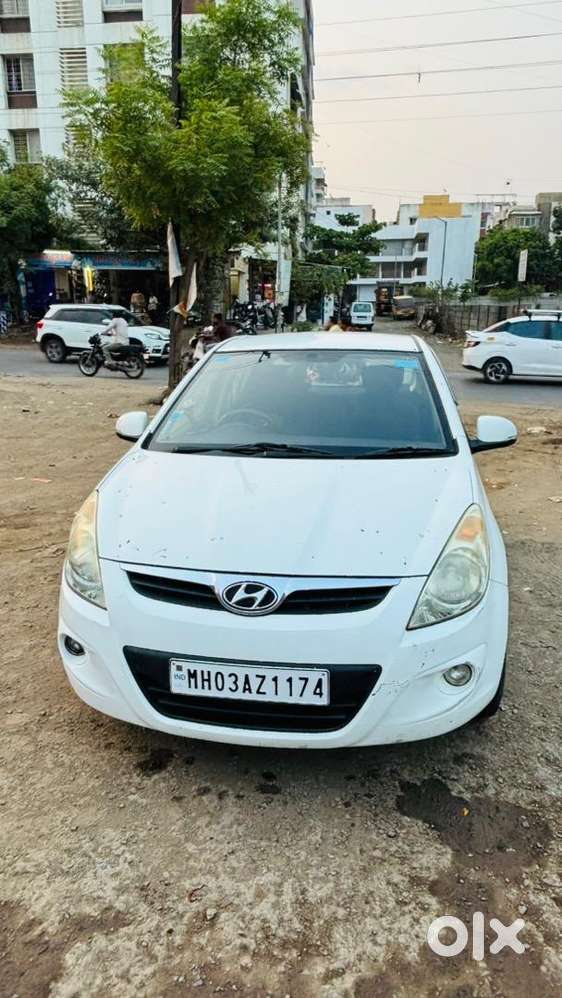 Hyundai Car Manual 2011