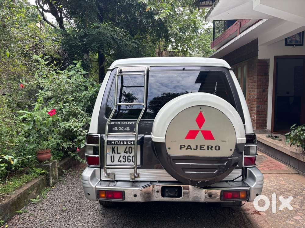 Mitsubishi Pajero 2011 Year