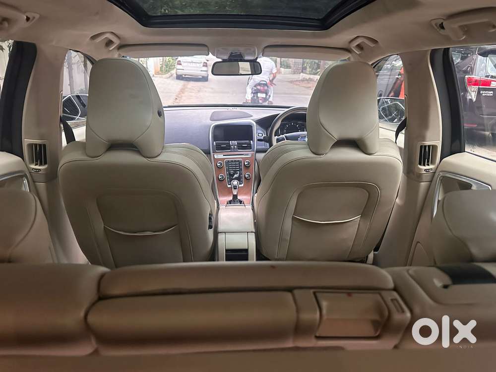 Volvo Xc60 D5 Awd Automatic, 2015, Diesel