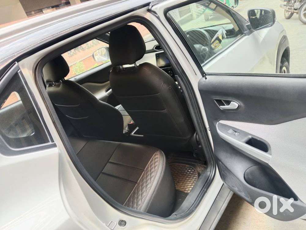 Nissan Magnite 1.0 Xv, 2023, Petrol