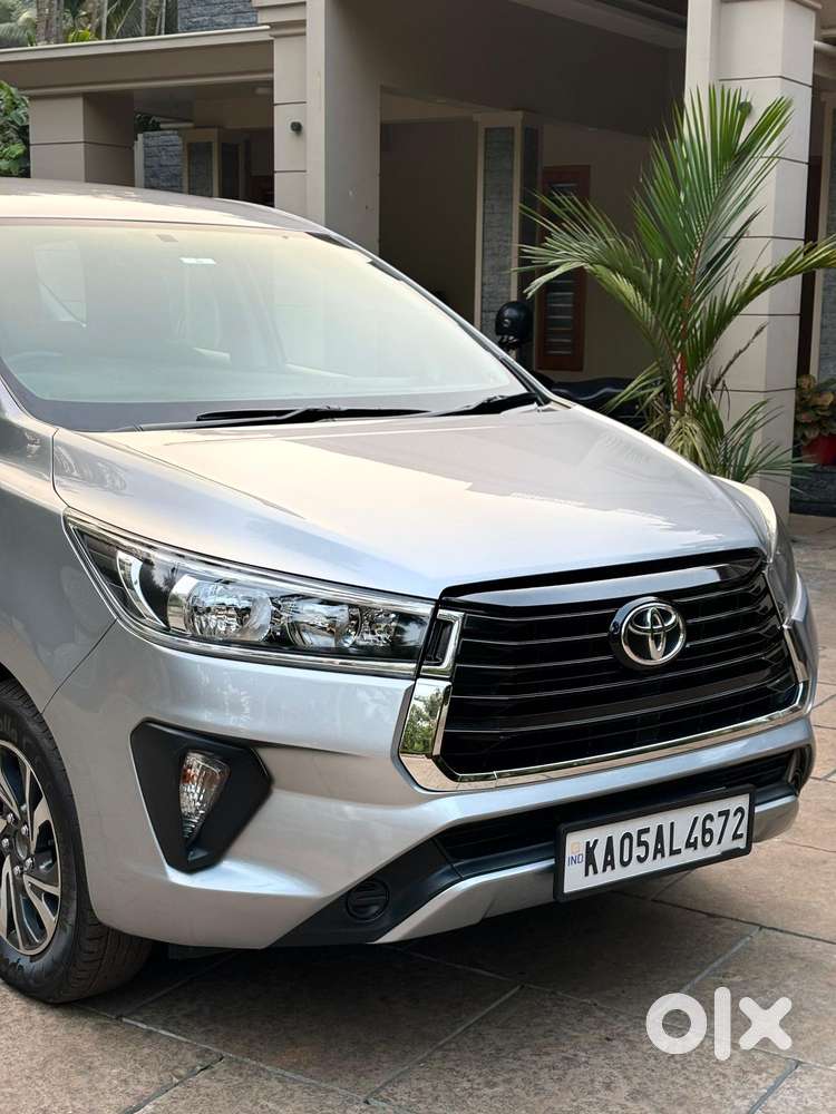 Toyota Innova Crysta 2.8 Gx At 8s, 2022, Diesel