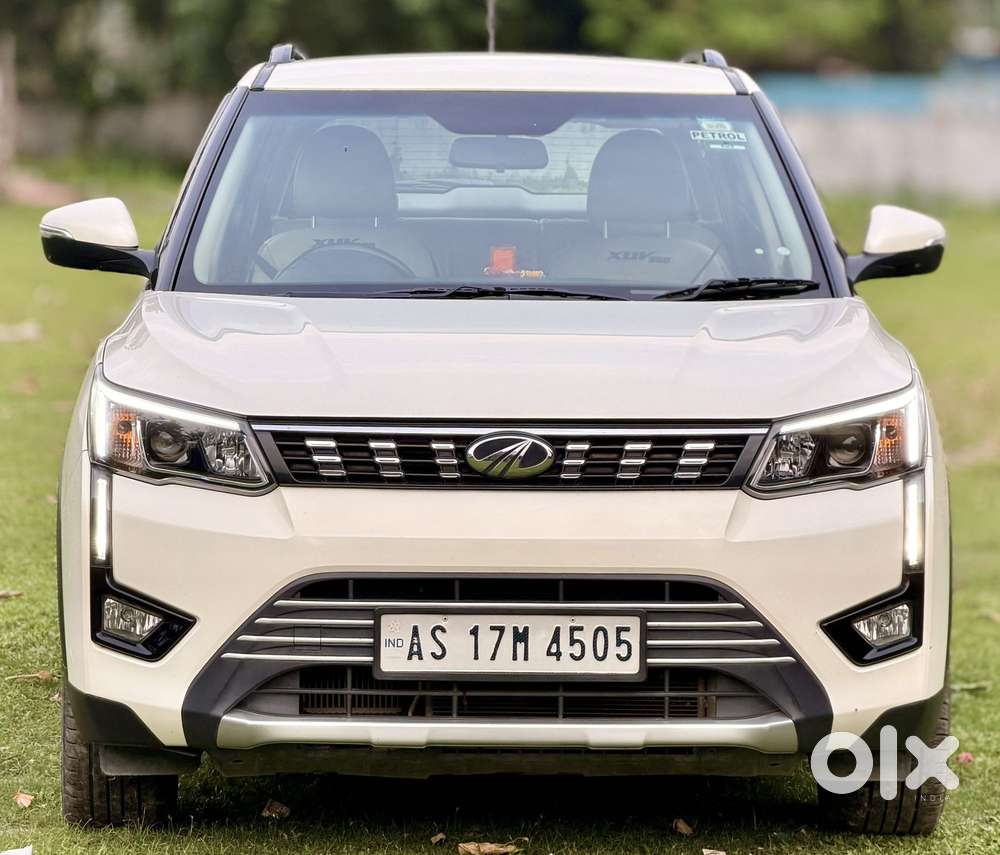 Mahindra Xuv300 W8, 2022, Petrol