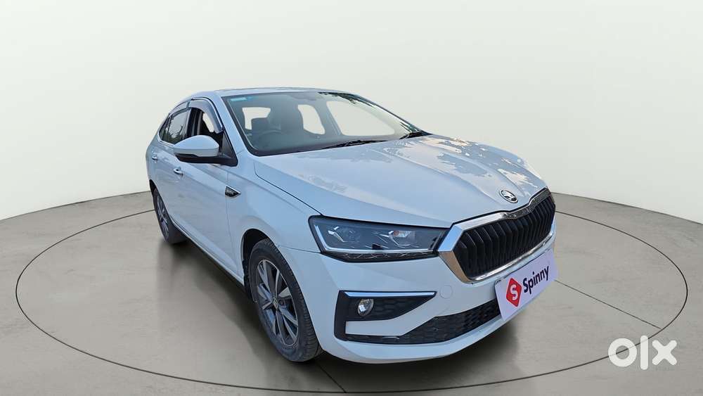 Skoda Slavia Style 1.0l Tsi Mt, 2022, Petrol