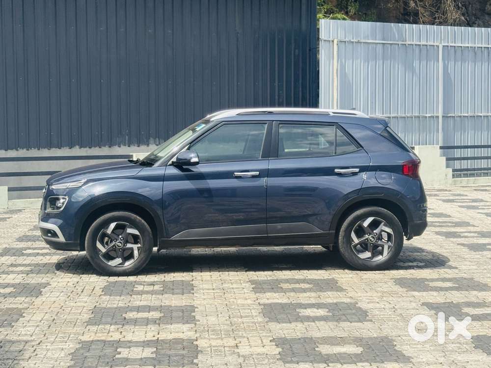 Hyundai Venue 1.0 Sx (o) Turbo Dct, 2022, Petrol