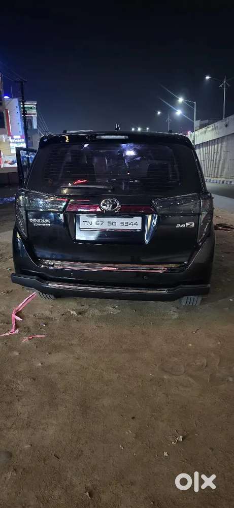 Toyota Innova Crysta 2016 Diesel Well Maintained