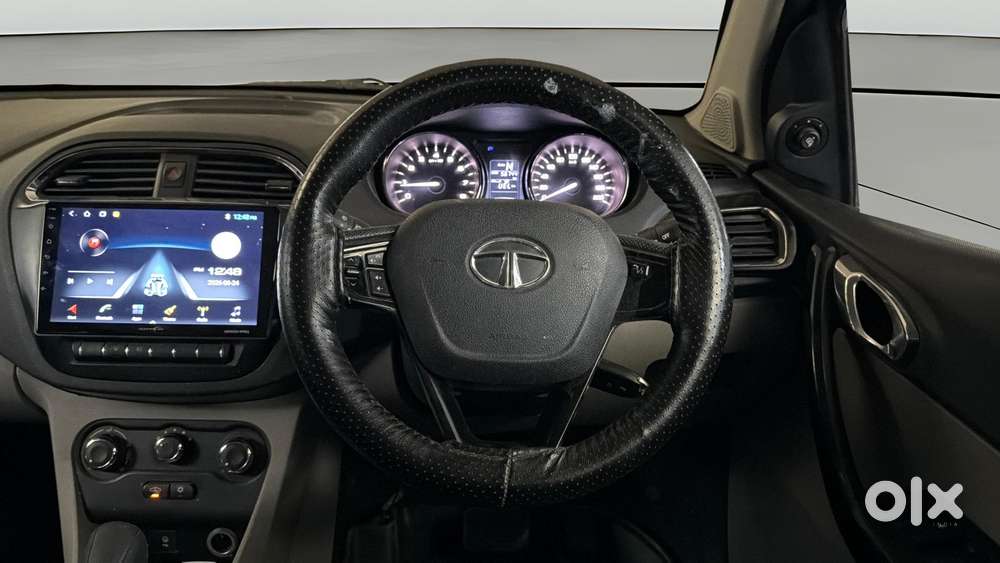 Tata Tigor Xza, 2018, Petrol