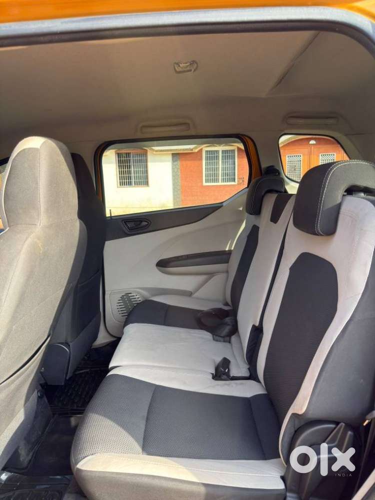 Renault Triber Rxt, 2019, Petrol