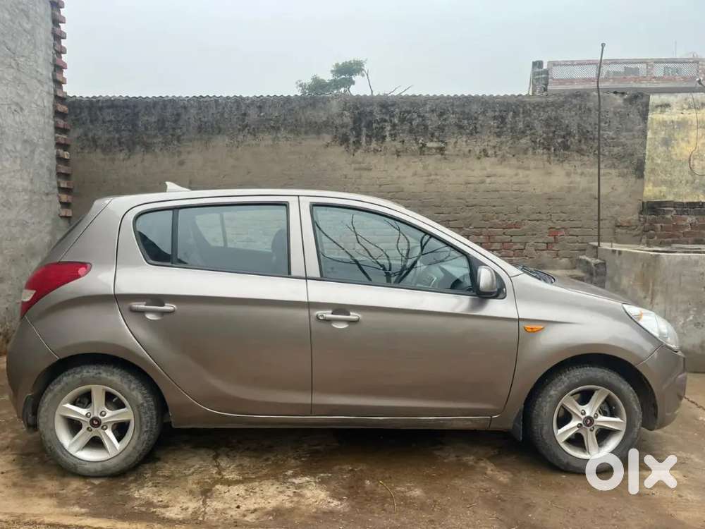 Hyundai I20 2014 Diesel 88700 Km Driven
