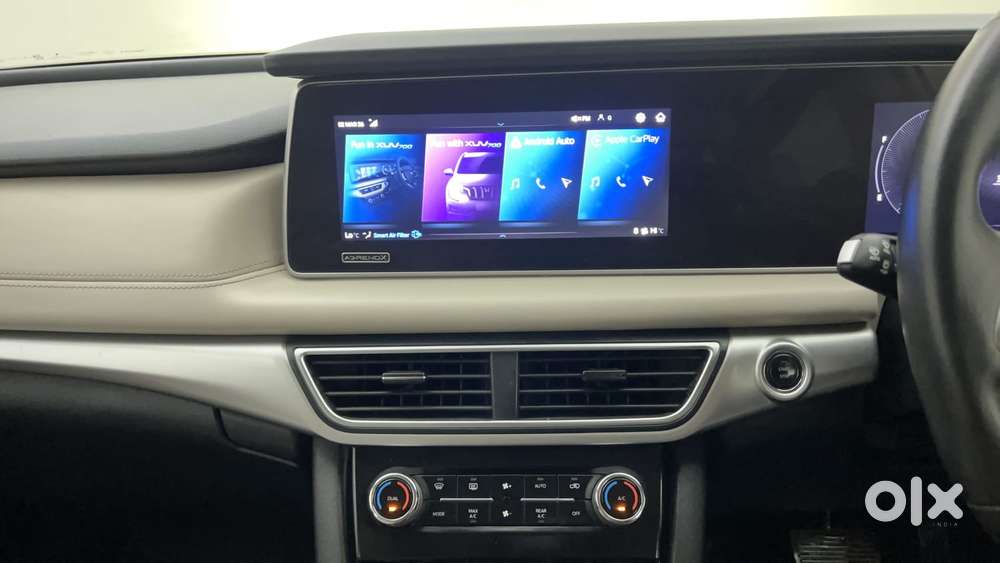 Mahindra Xuv700 2.0 Ax 7 Petrol At Luxury Pack Str, 2021, Petrol