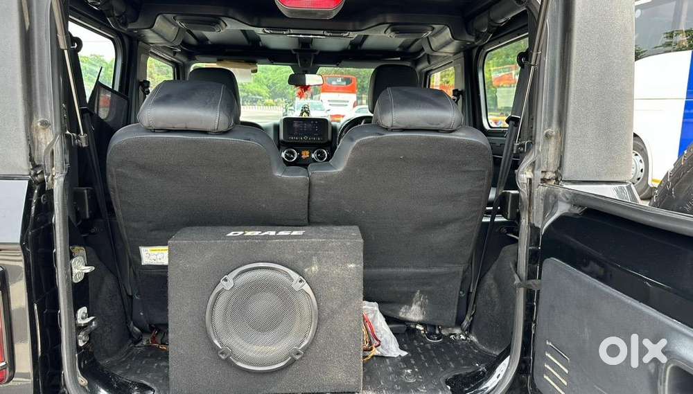 Thar Lx Rwd Black 2024 Diesel