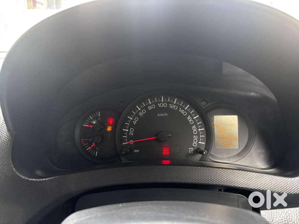 Maruti Suzuki Swift Lxi Optional-o, 2017, Petrol