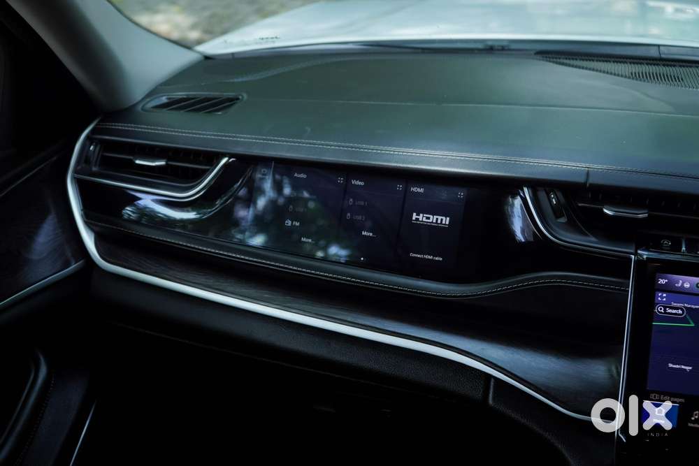 Jeep Grand Cherokee Limited (o) 4x4 At, 2023, Petrol