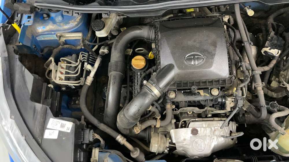 Tata Nexon 1.2 Revotron Xza Plus (o) Dual Tone, 2020, Petrol