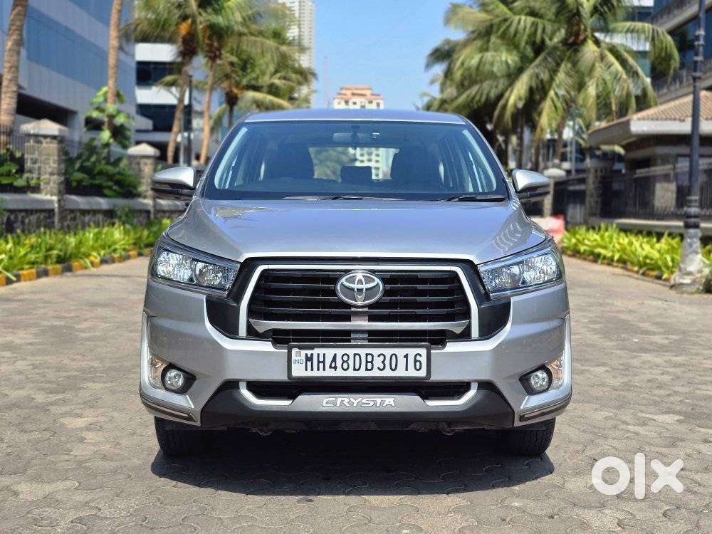 Toyota Innova Crysta 2.4 G Plus Mt 8 Str, 2024, Diesel