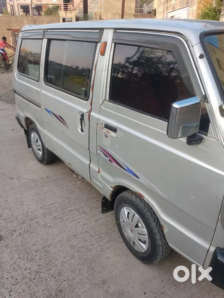 Maruti Suzuki Omni 2017