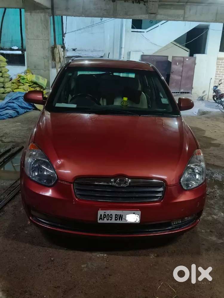 Hyundai Verna 2010